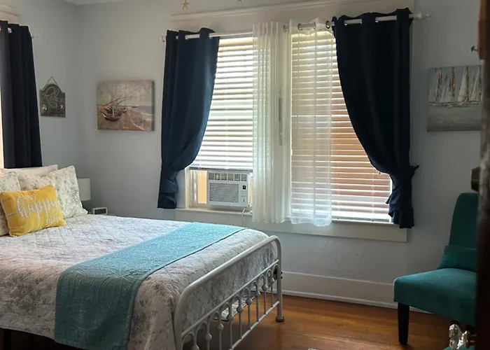 Ms. Maggie\'S South Country Inn